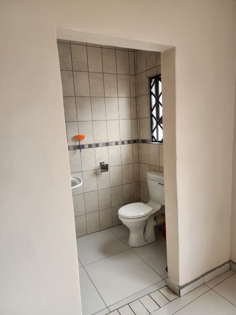 4 Bedroom Property for Sale in Flamwood North West